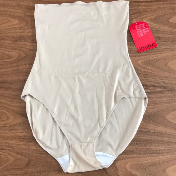 SPANX Other - NWT Spanx high rise panty size M